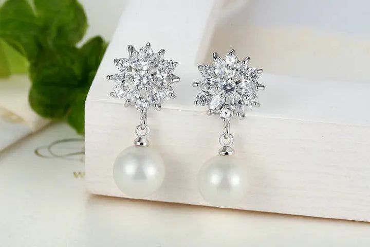 Women's Drop Earrings: Add a Touch of Elegance to Your Outfit - HANDBAGS & CO