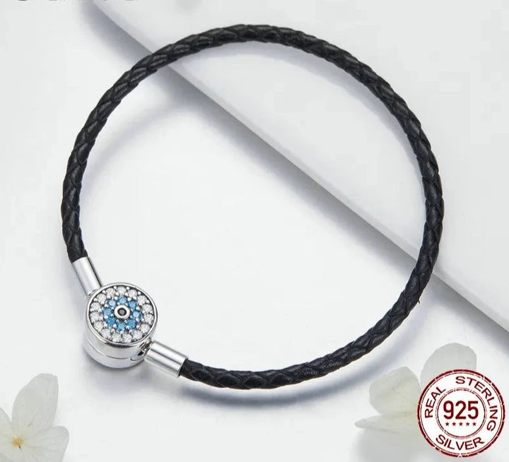 Leather Bracelet with CZ: A Touch of Elegance and Luxury - HANDBAGS & CO